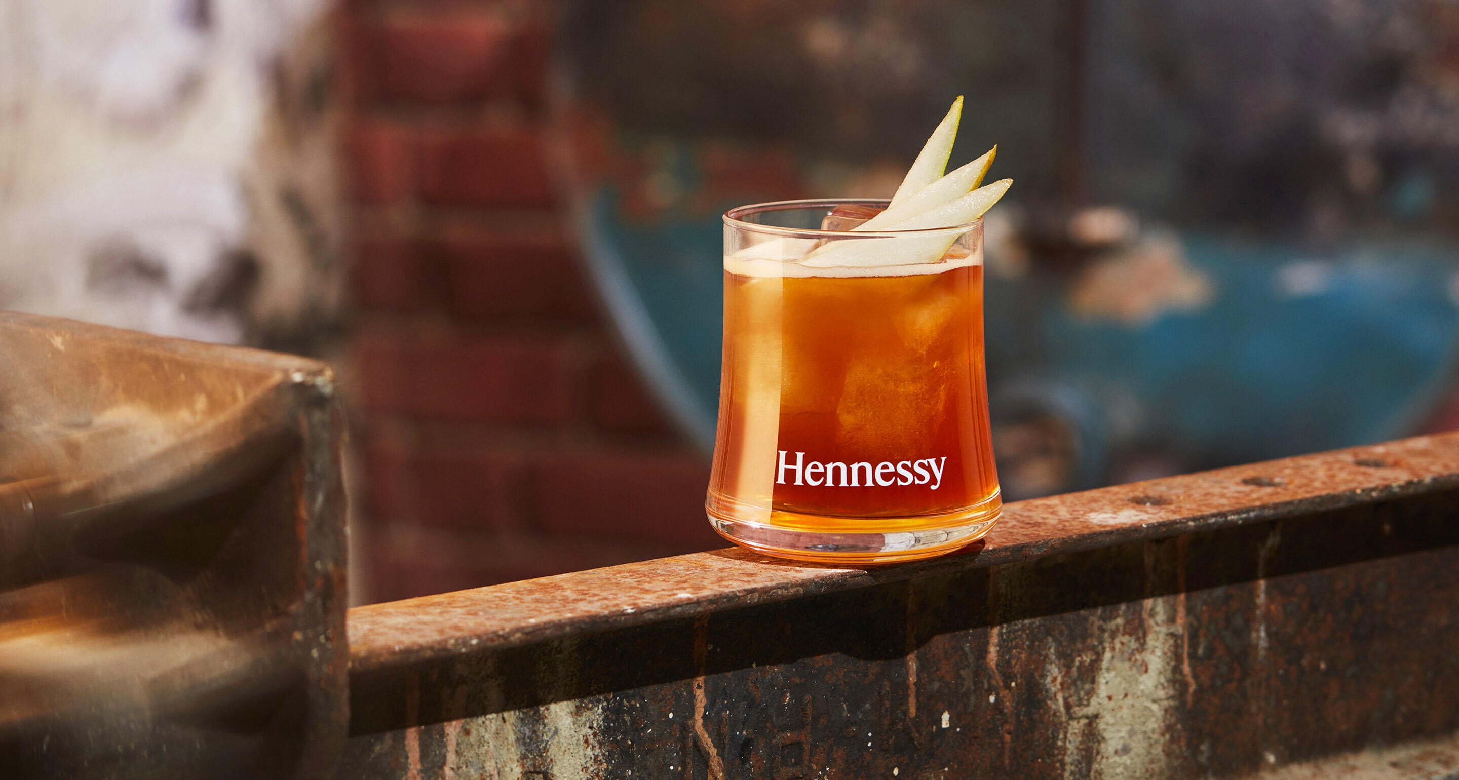 Hennessy big apple cocktail