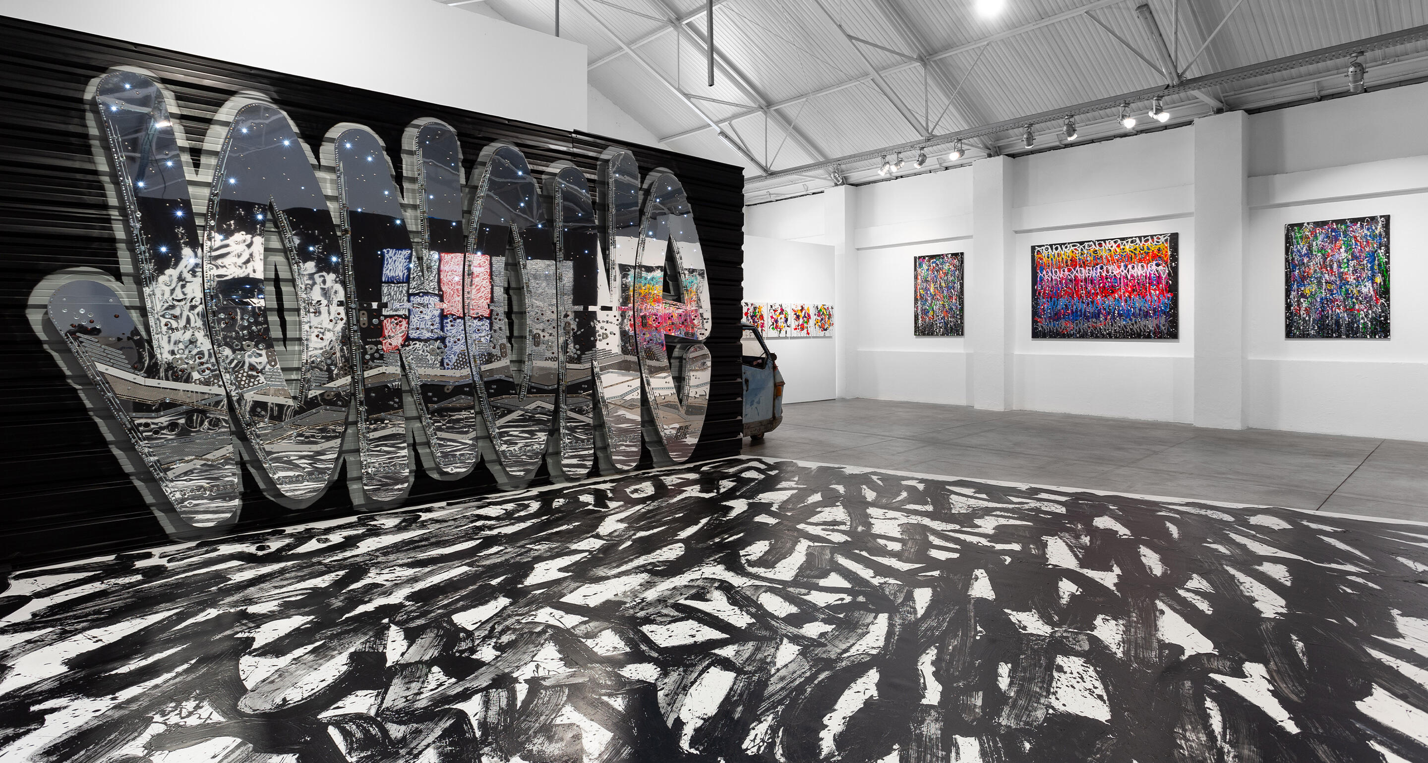 The Border by JonOne (photo credit: Bruno Lopes)