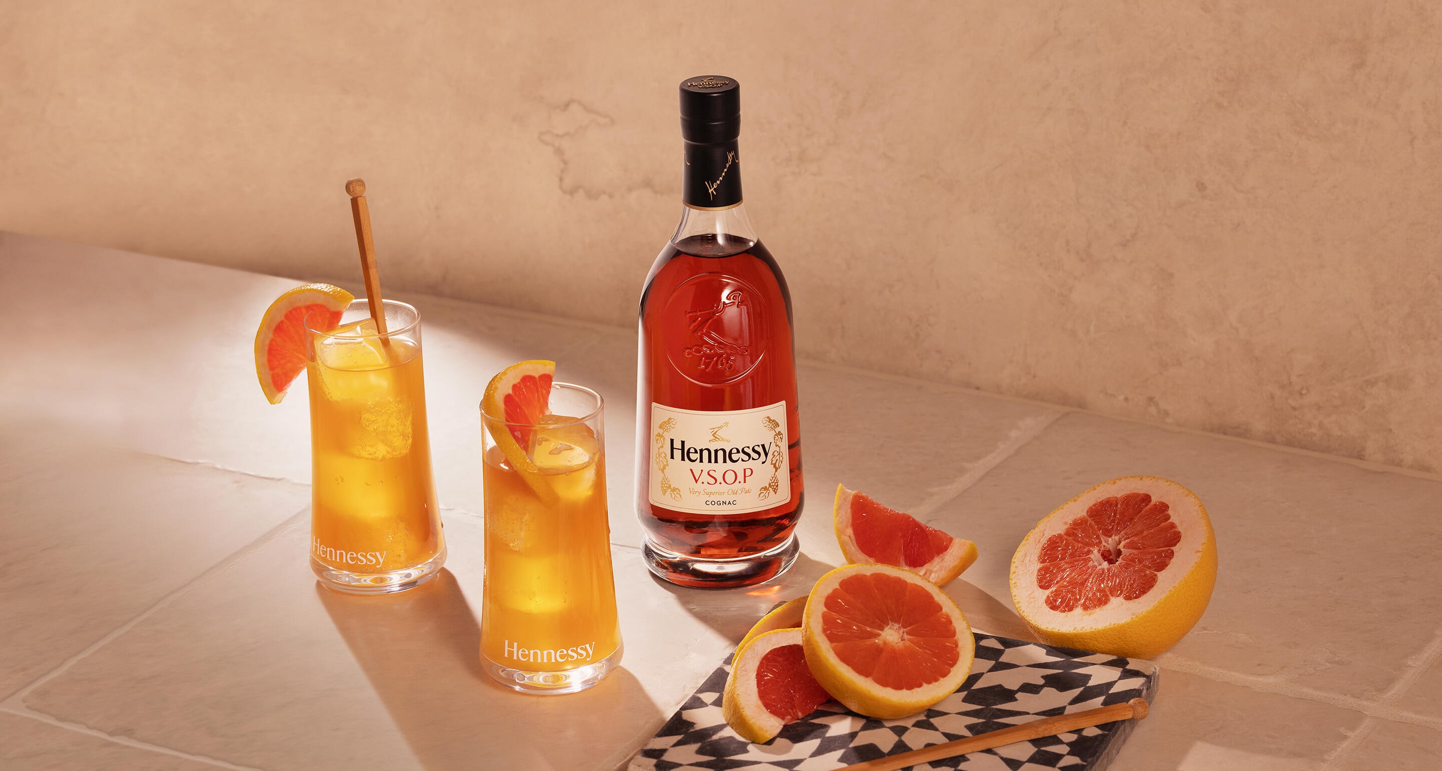 Hennessy Paloma cocktail made with Hennessy V.S.O.P cognac and grapefruit