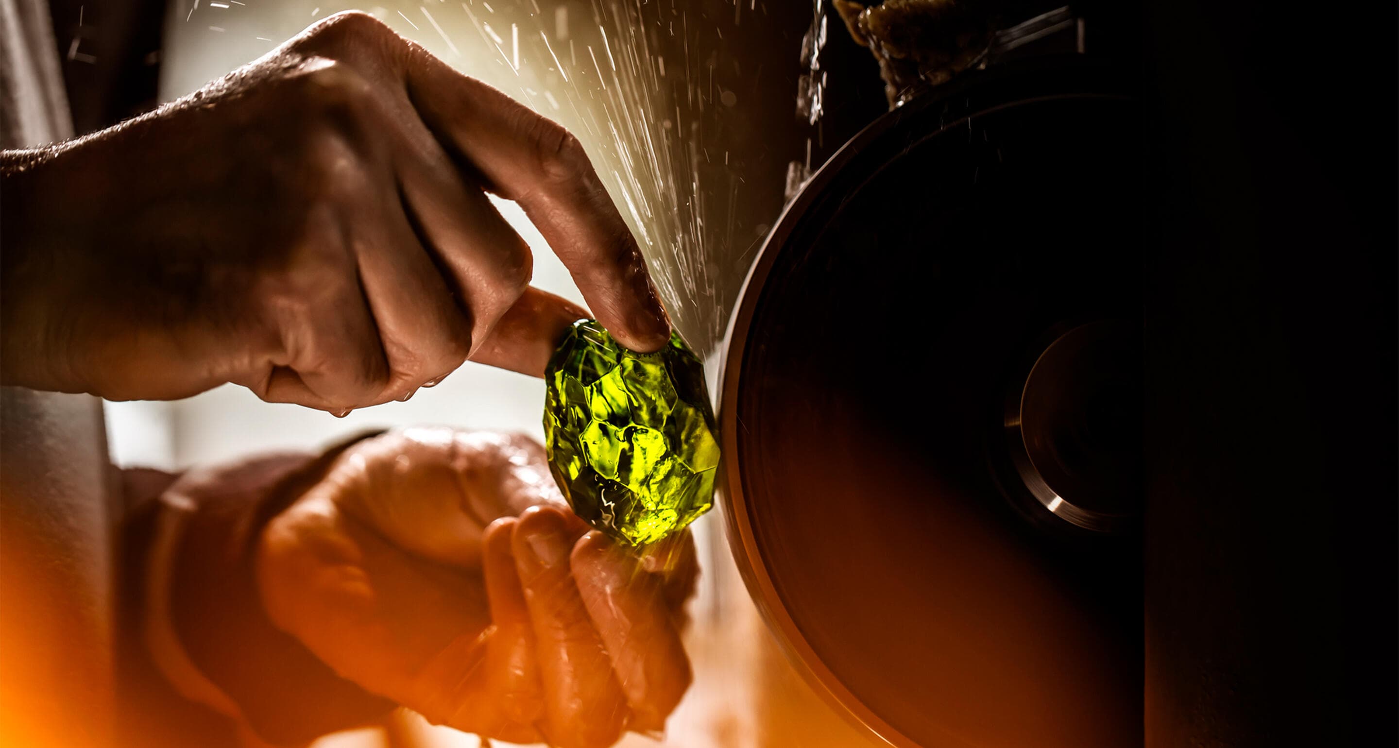 hny_xo_jmo_collaboration_17_2880x1540_1