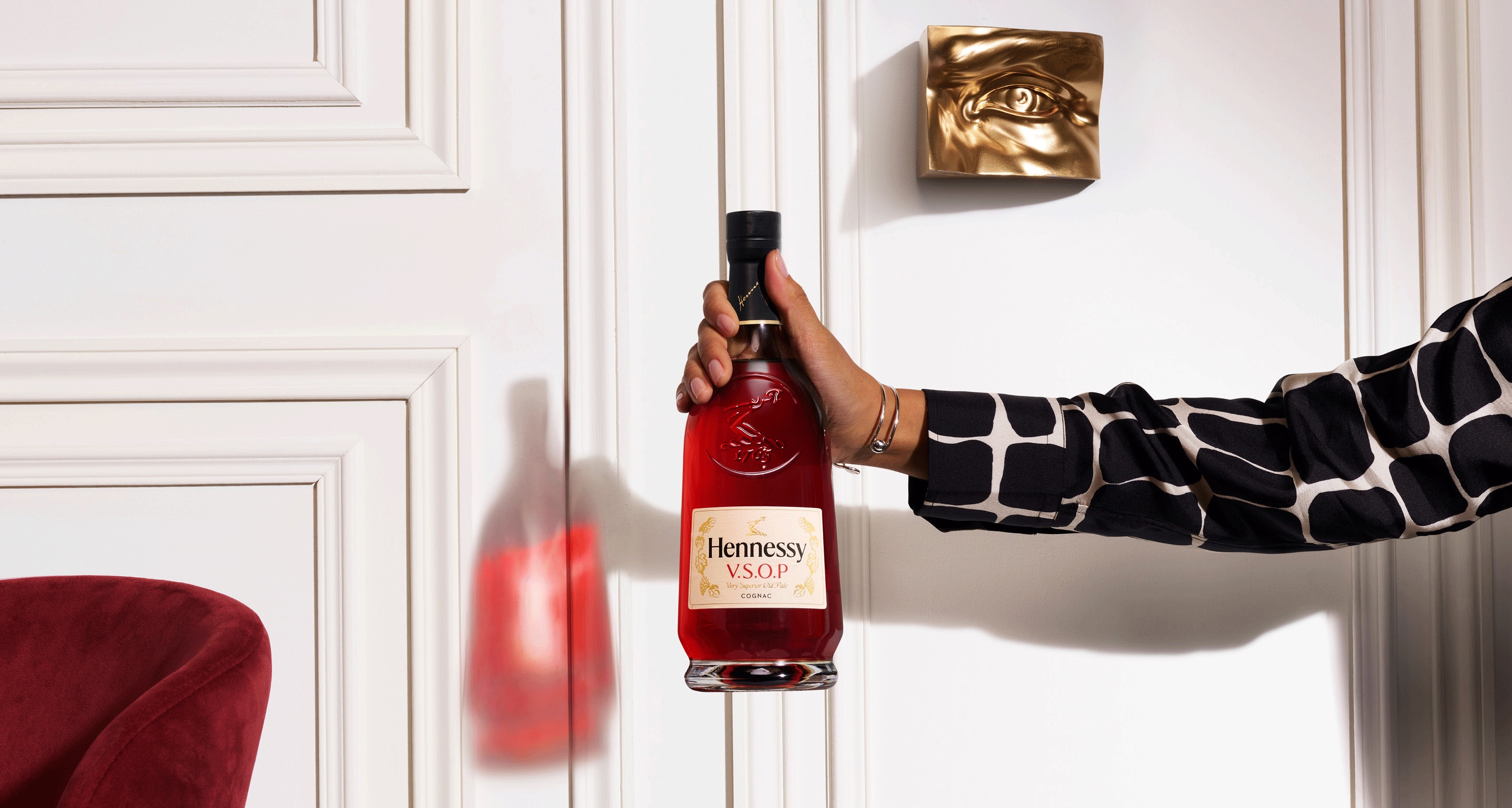 A CHARMING TASTE COLOR