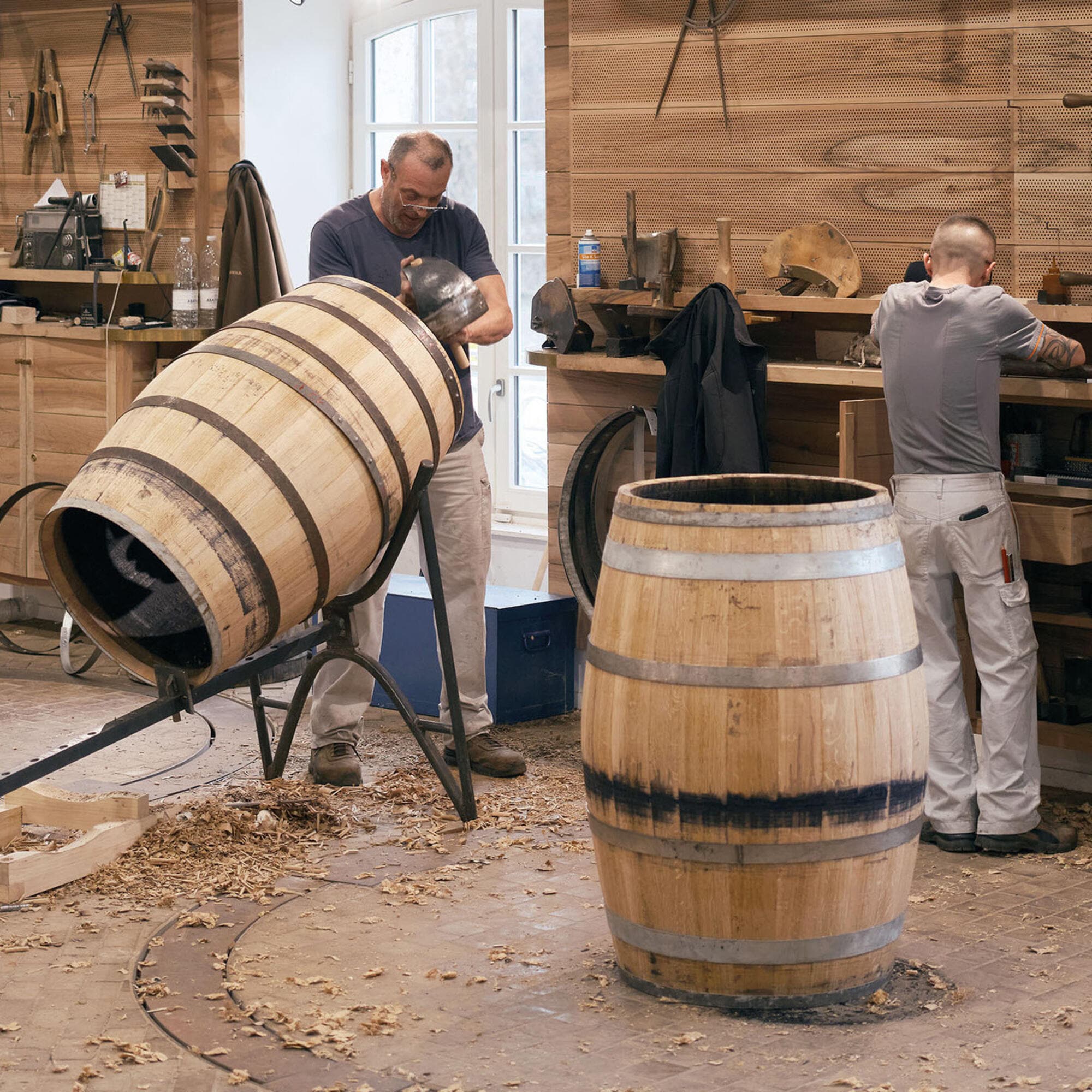 destination-cooperage-2-cjas-hennessy-co-2000x2000-r